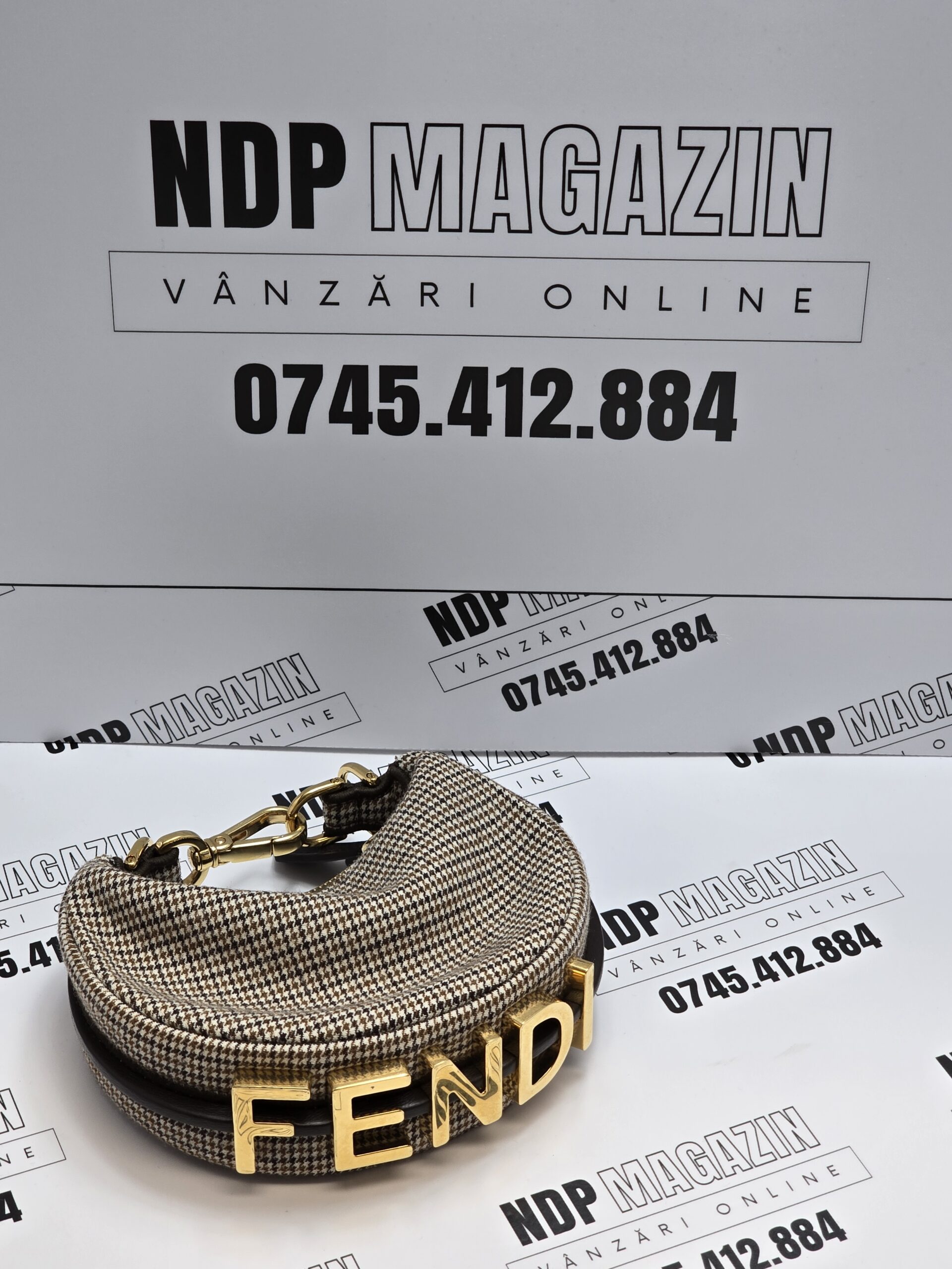 20260701_170514 Geanta de dama Fendi fendigraphy - imagine 1