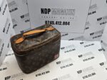 Geanta de dama Louis Vuitton pentru machiaje