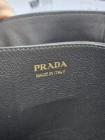 Geanta de dama Prada Belted Large Buckle Bag - imagine 5