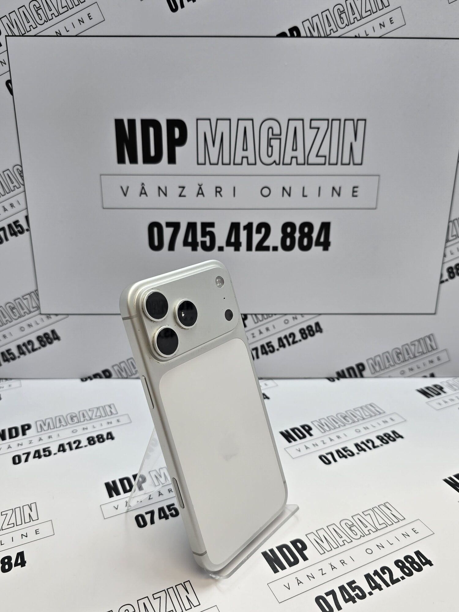 20261012_103833 Apple iPhone 17 PRO MAX Memorie 256 Gb Baterie 100% 41 cicluri Silver - imagine 1