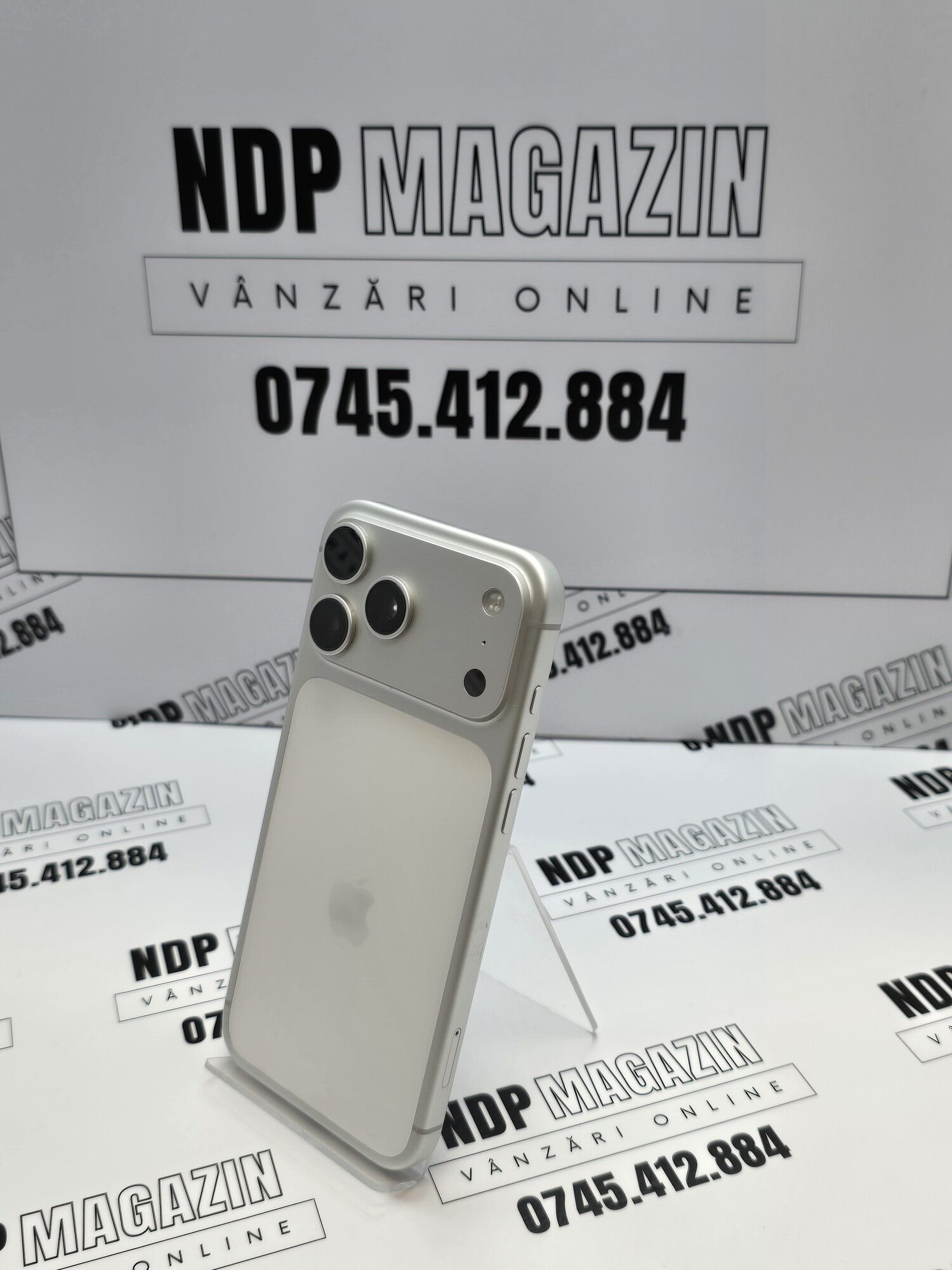 20261012_104411 Apple iPhone 17 PRO MAX Memorie 256 Gb Baterie 100% 19 cicluri Silver - imagine 1