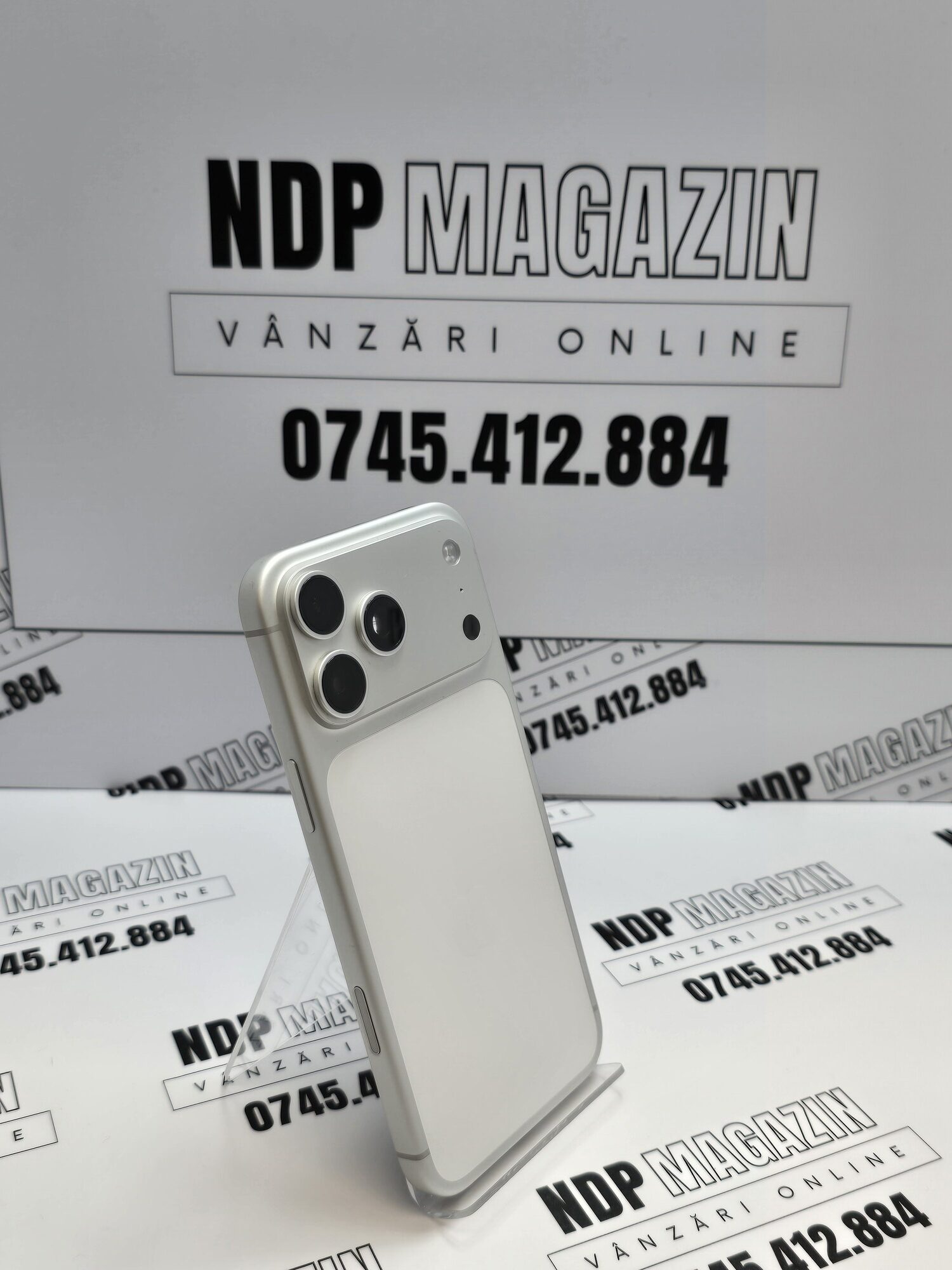 20261012_104636 Apple iPhone 17 PRO MAX Memorie 256 Gb Baterie 100% 6 cicluri Silver - imagine 1